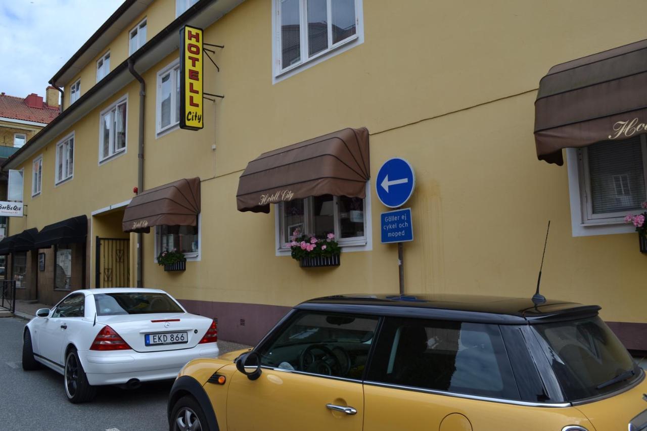 Hotell City Хеслехольм Экстерьер фото